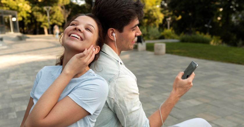 10 love songs para darle play al amor en San Valentín